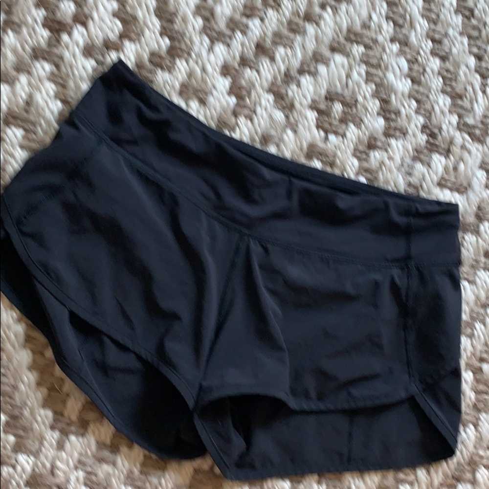 Lululemon black shorts